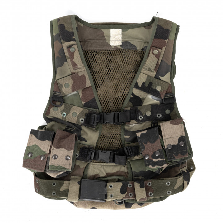 Vesta taktická ASSAULT COMBAT francúzska so sumkami CCE TARN použitá