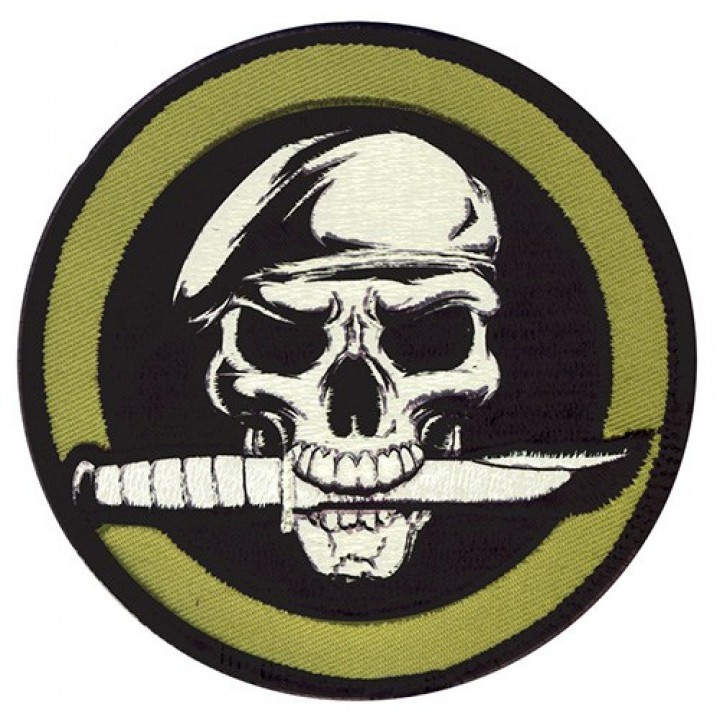 Nášivka MILITARY SKULL WITH KNIFE velcro 8 cm