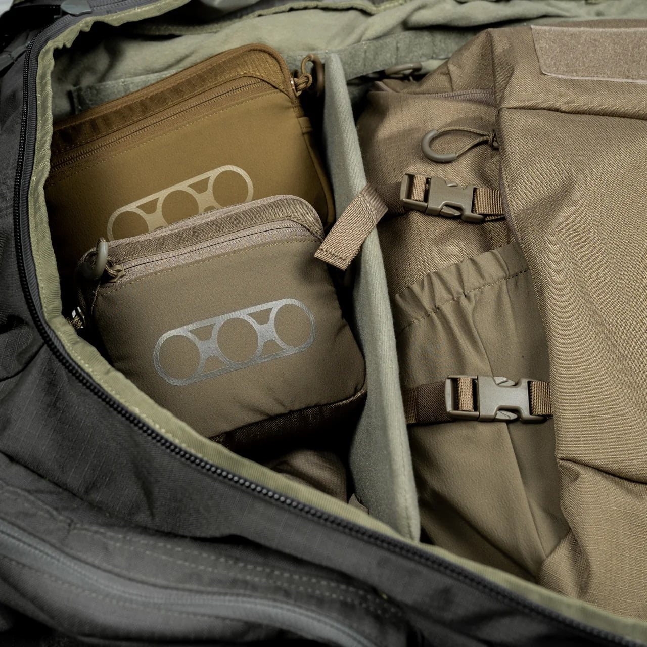 Puzdro GENERAL PURPOSE LARGE COYOTE BROWN