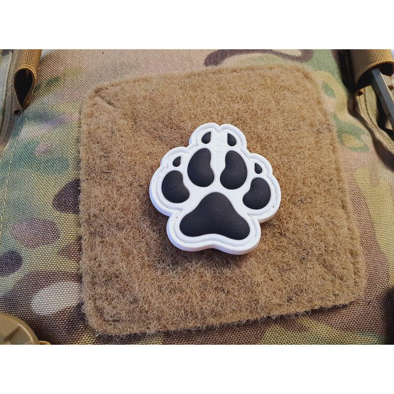 Nášivka K9 psia labka plastová velcro BIELA