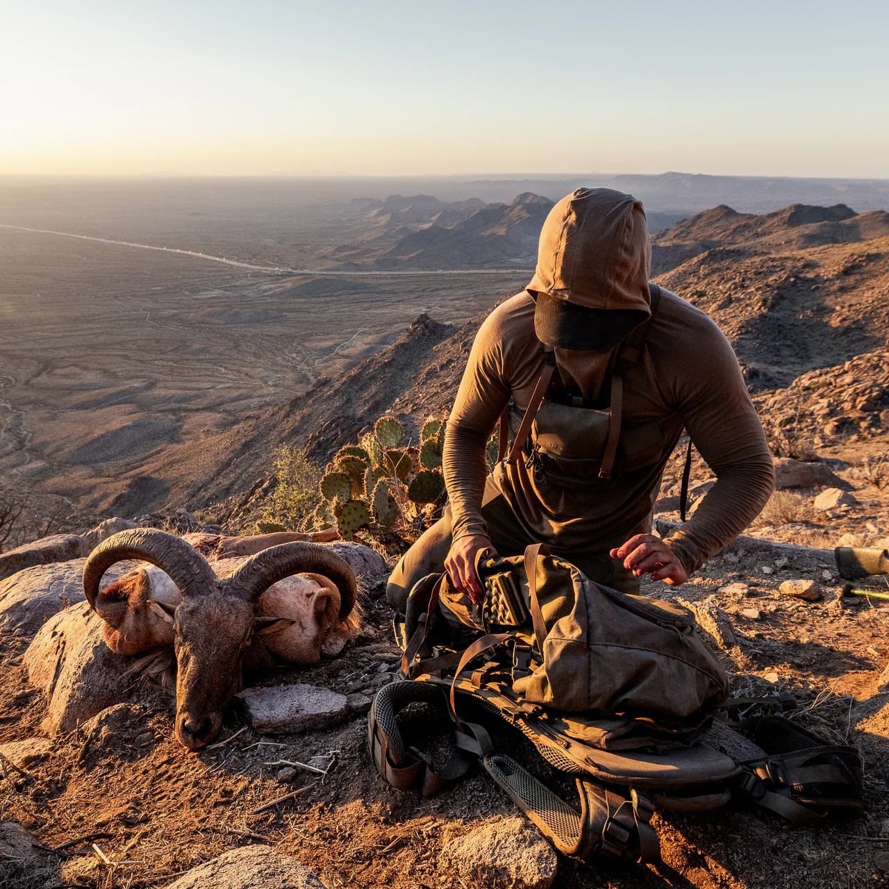 Mikina funkčná LOCHSA MERINO DARK EARTH