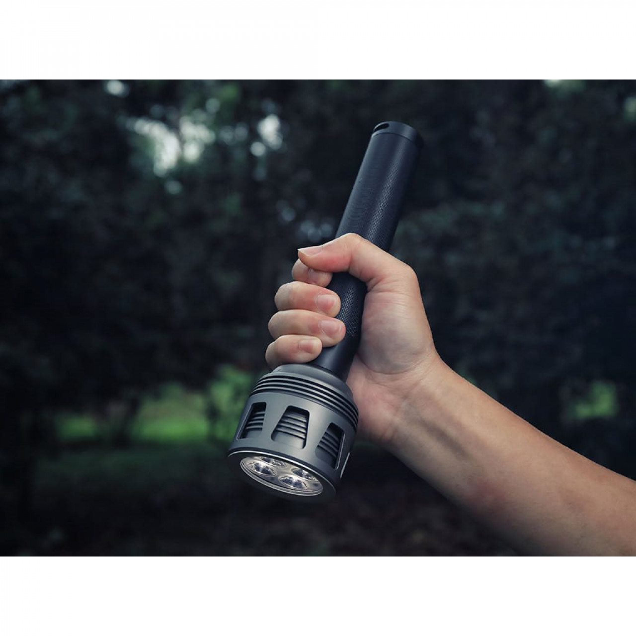 Svietidlo THUNDER SEARCHLIGHT 3600 lúmenov