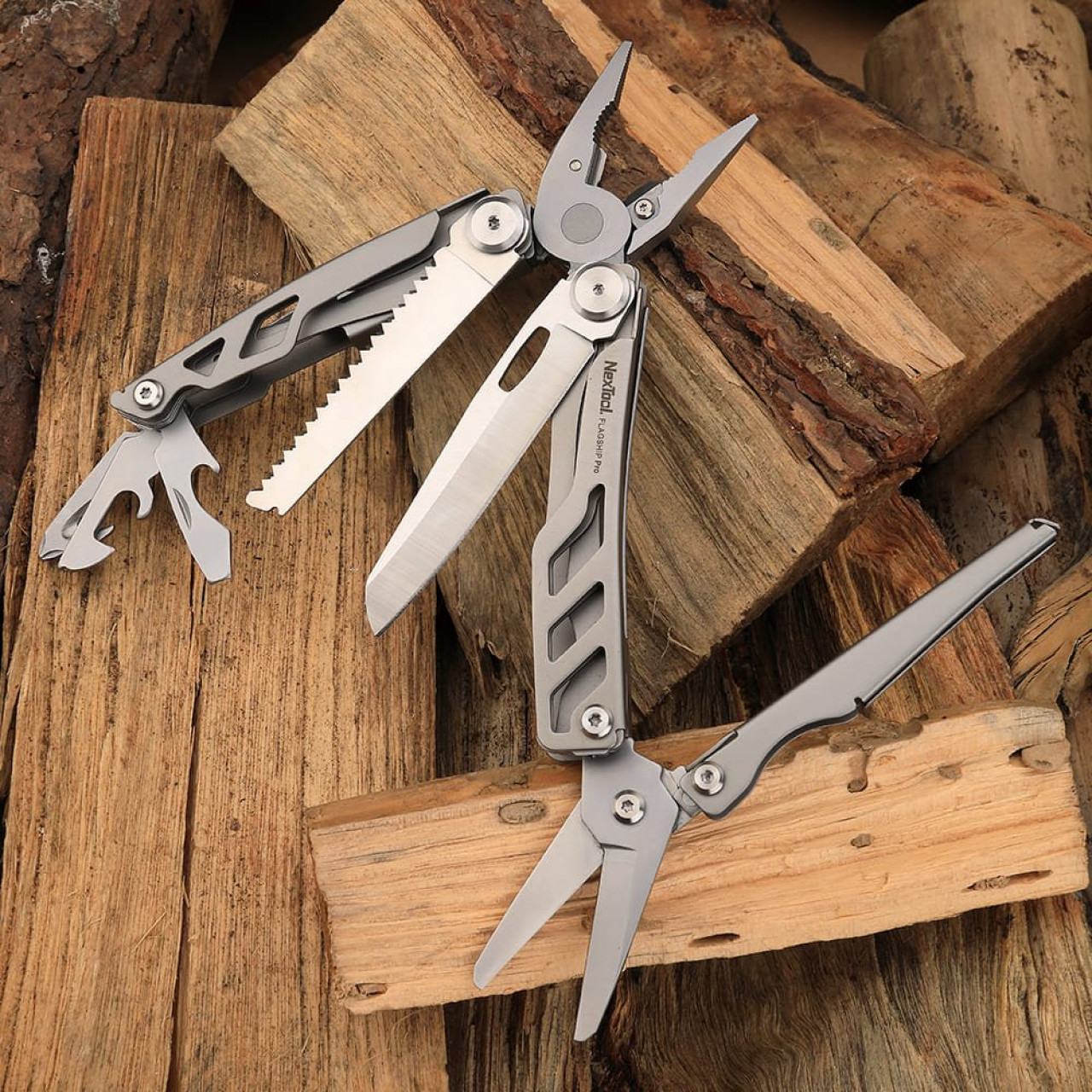 Kliešte multifunkčné FLAGSHIP PRO MULTI TOOL STRIEBORNÉ