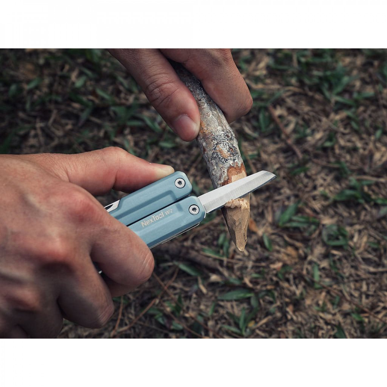 Kliešte multifunkčné Light Wrench W2 s francúzskym kľúčom MODRÉ