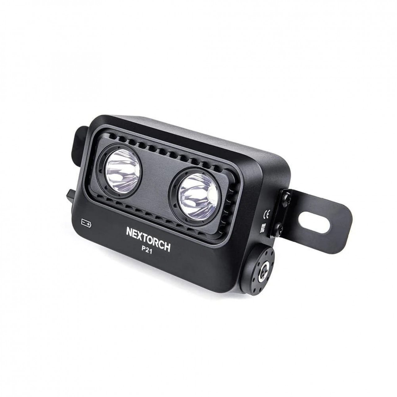 Štítové svetlo P21 s výkonom 3000 lúmenov