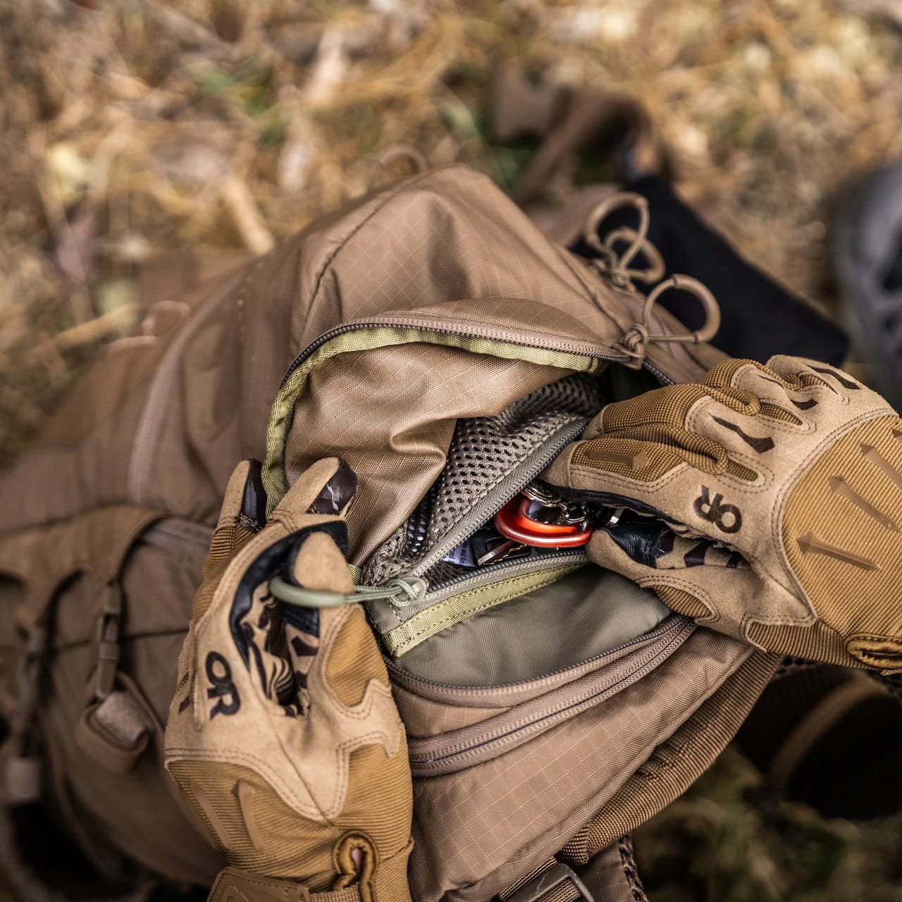 Ruksak V7 FREEFALL 2000 COYOTE BROWN